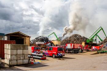 brand quebecstraat botlek rotterdam