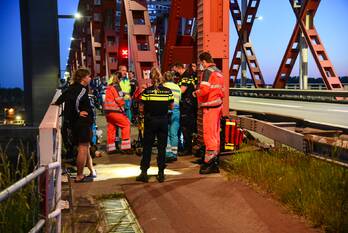 ongeval groene kruisweg - s102 hoogvliet rotterdam