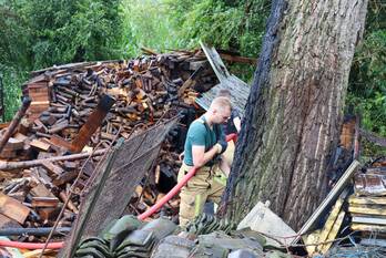 brand fluterd oirschot