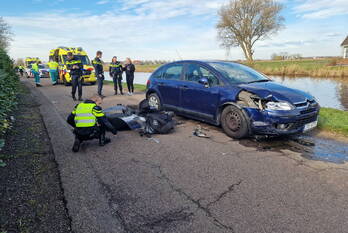 ongeval broekermeerdijk watergang